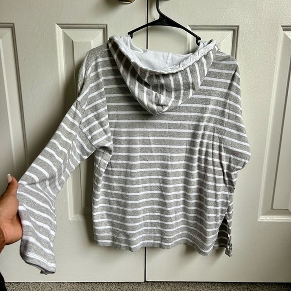 Ralph Lauren Gray and White Hoodie - Picture 2 of 11